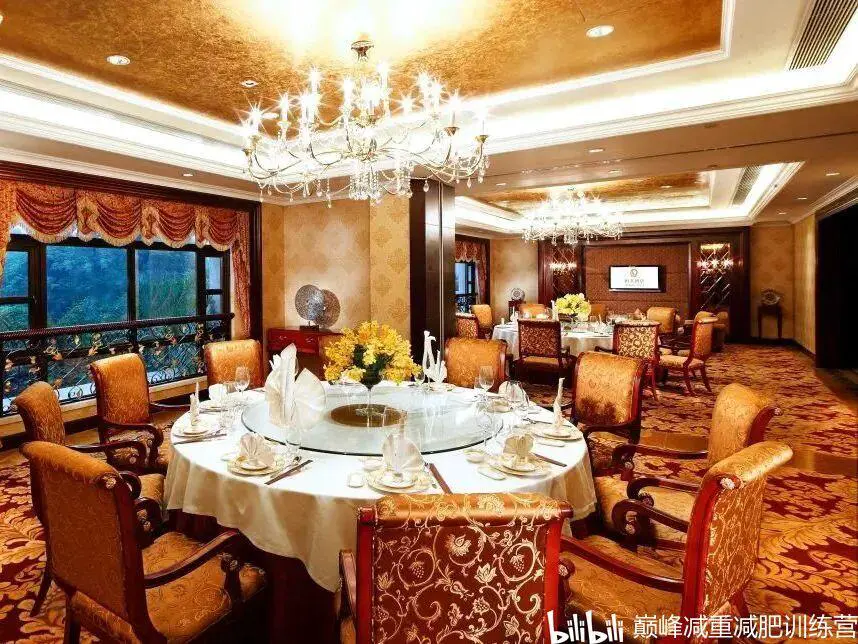 刻苦训练篮球时如何避免受伤的建议_1
